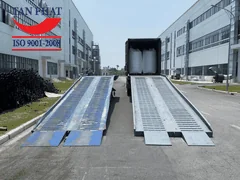 Các yếu tố ảnh hưởng đến giá cầu dẫn xe nâng lên container